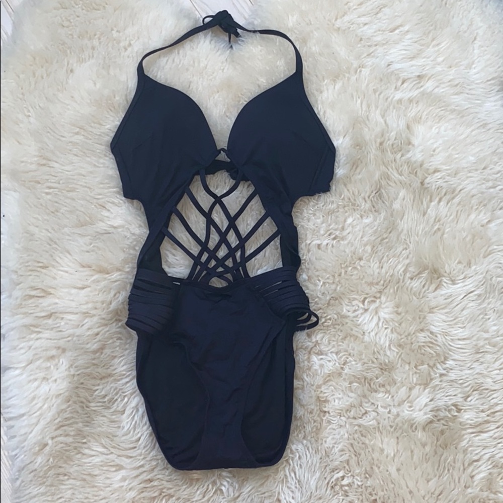 KENNETH COLE MONIKINI - Picture 6 of 10